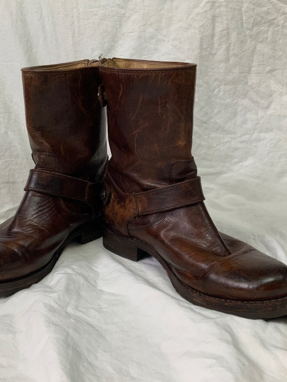 Frye Brown Distressed Leather Low Veronica Boots Women’s size 7